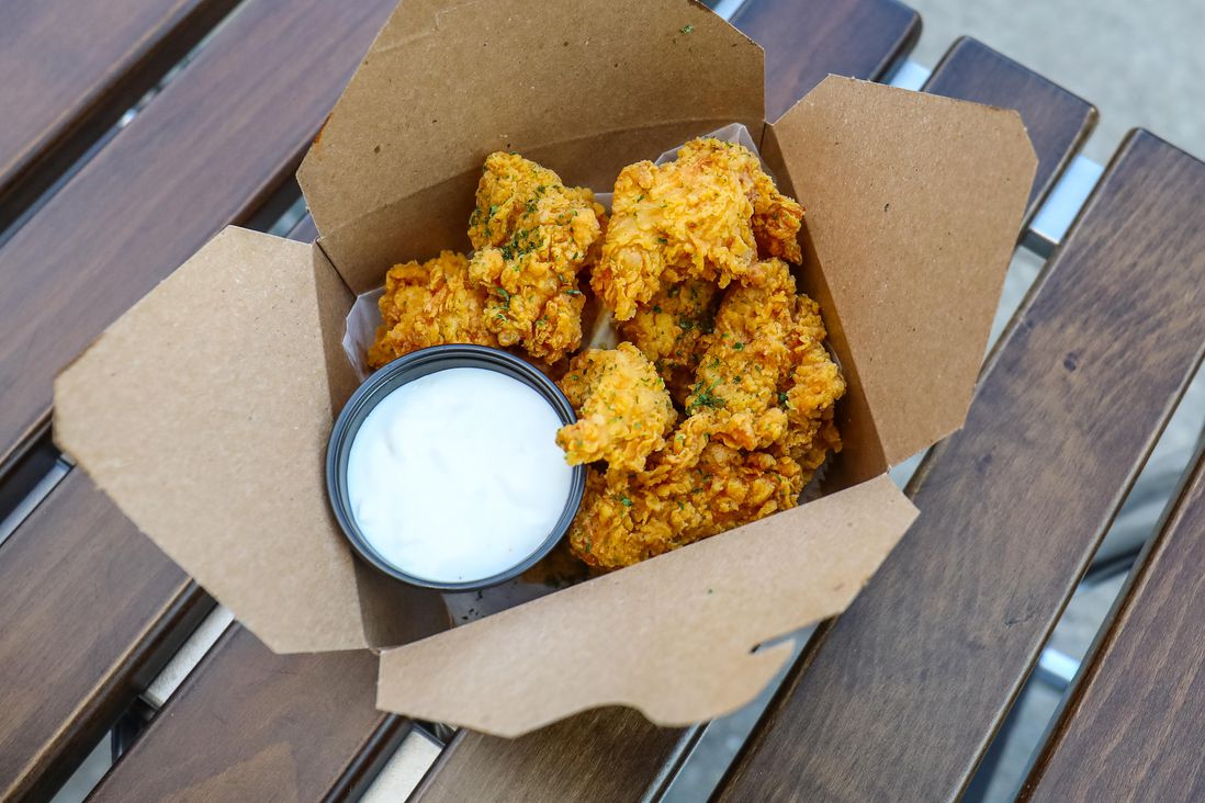 Nine-piece Poppers with Kuku Ranch ($6.99)